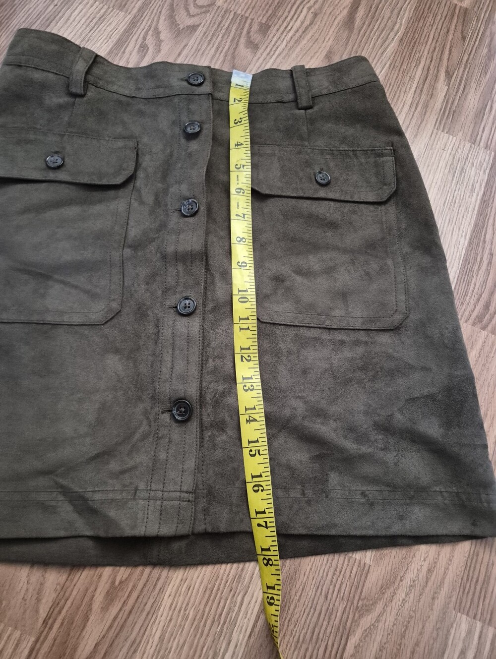 Banana Republic Women's Green Skirt - Picture 4 of 6